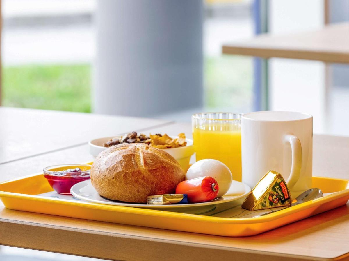 Ibis Budget Hotel *